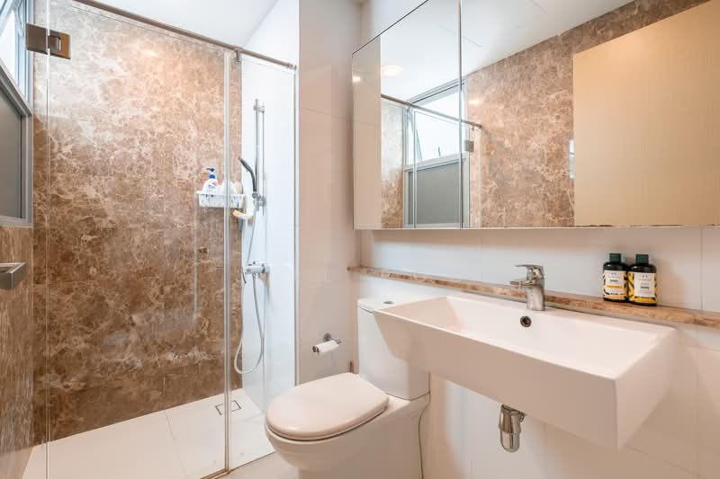 Eight Courtyards, 10 Canberra Drive, 3 Bedrooms, 1,130 sqft, Condominium For Sale, by Jill Poo, 500102009 - Bathroom - PropertyGuru.com.sg