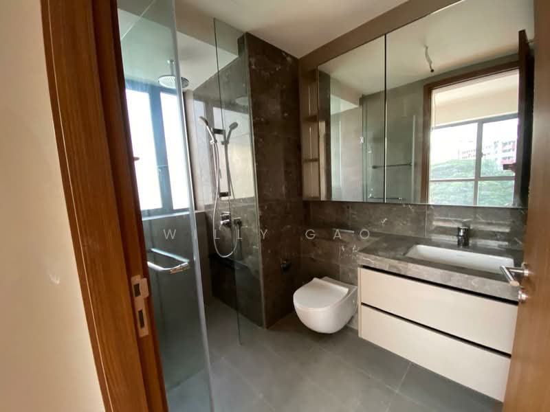 Stirling Residences, 21 Stirling Road, 3 Bedrooms, 980 sqft, Condominium For Sale, by Willy Gao, 500102013 - Bathroom - PropertyGuru.com.sg