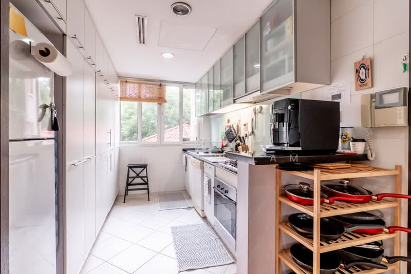 Robertson 100, 100 Robertson Quay, 3 Bedrooms, 1,044 sqft, Apartment For Sale, by Matthew Lam, 500102021 - Kitchen - PropertyGuru.com.sg