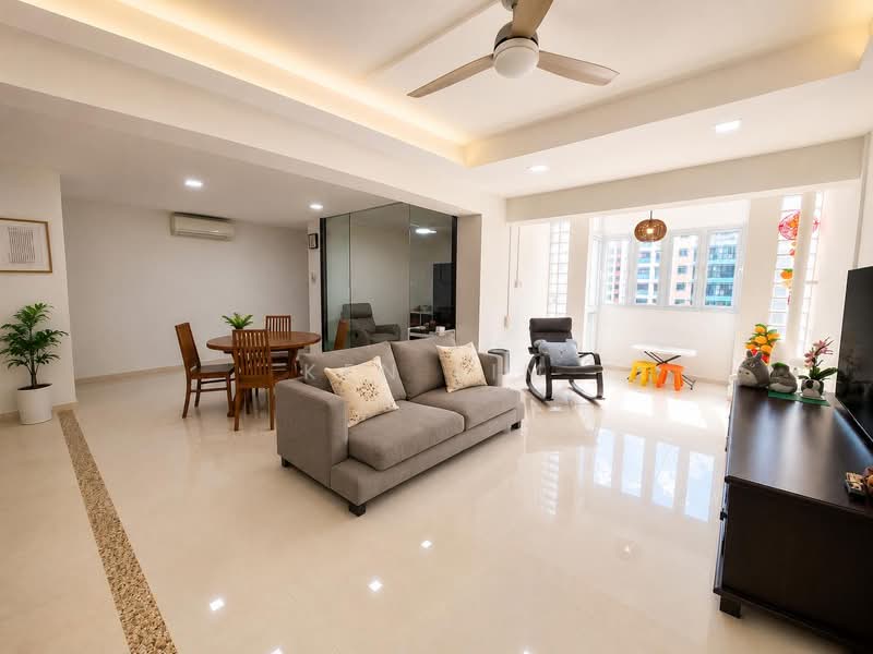 669A Jurong West Street 64, 669A Jurong West Street 64, 3 Bedrooms, 1,399 sqft, HDB Flat For Sale, by Ken Lim, 500102031 - Living Room - PropertyGuru.com.sg