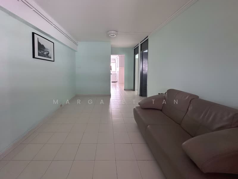 303 Yishun Central, 303 Yishun Central, 2 Bedrooms, 797 sqft, HDB Flat For Sale, by Margaret Tan, 500102032 - Living Room - PropertyGuru.com.sg