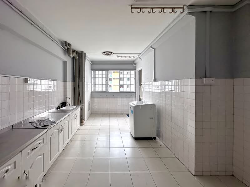 303 Yishun Central, 303 Yishun Central, 2 Bedrooms, 797 sqft, HDB Flat For Sale, by Margaret Tan, 500102032 - Kitchen - PropertyGuru.com.sg