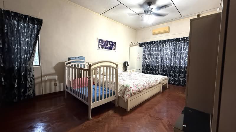 Rare Freehold 2 sty Detached @ Westlake Gardens, Westlake Avenue, 5 Bedrooms, 4,500 sqft, Detached House For Sale, by Yew Shien Ping, 500102043 - Bedroom - PropertyGuru.com.sg