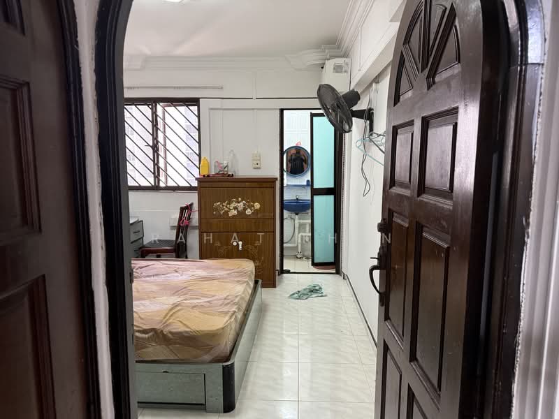 213 Bedok North Street 1, 213 Bedok North Street 1, 2 Bedrooms, 731 sqft, HDB Flat For Sale, by Rahat Khan, 500102051 - Bedroom - PropertyGuru.com.sg