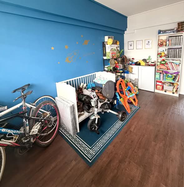 351 Hougang Avenue 7, 351 Hougang Avenue 7, 3 Bedrooms, 1,302 sqft, HDB Flat For Sale, by Azmi Talib, 500102061 - Bedroom - PropertyGuru.com.sg