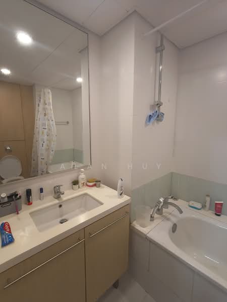 The Sail @ Marina Bay, 6 Marina Boulevard, Room Rental, 300 sqft, Condominium For Rent, by Alan Huy, 500102069 - PropertyGuru.com.sg