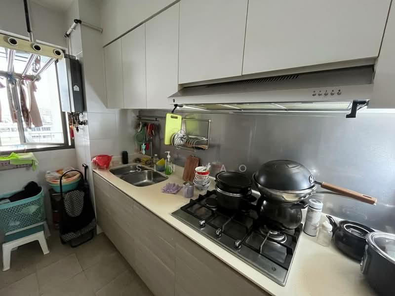 348D Yishun Avenue 11, 348D Yishun Avenue 11, 3 Bedrooms, 990 sqft, HDB Flat For Sale, by Sin Yao, 500102072 - Kitchen - PropertyGuru.com.sg