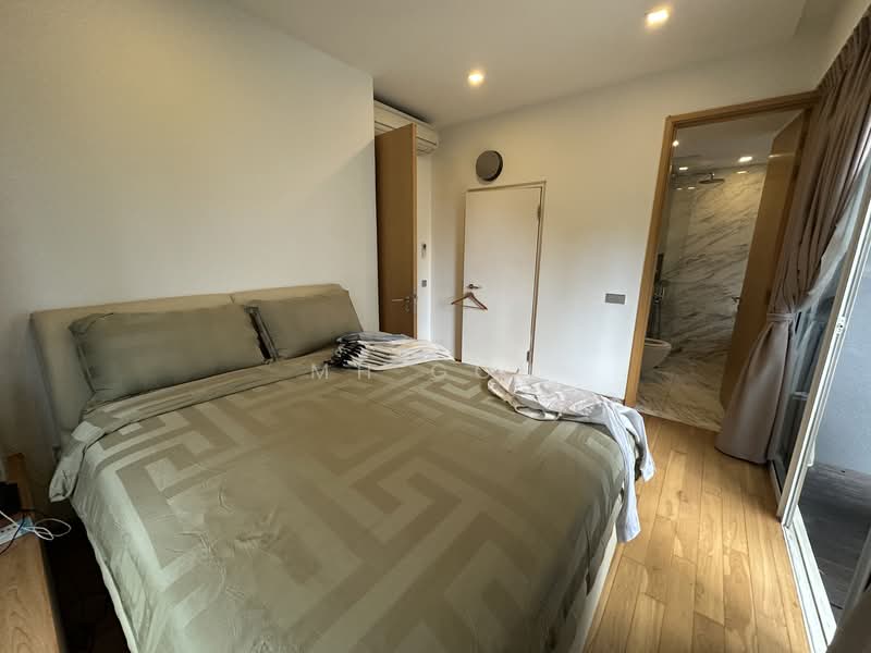 The Peak @ Cairnhill II, 61 Cairnhill Circle, 2 Bedrooms, 829 sqft, Condominium For Rent, by MH Goh, 500102077 - Bedroom - PropertyGuru.com.sg