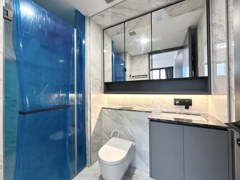 The Landmark, 173 Chin Swee Road, 2 Bedrooms, 678 sqft, Condominium For Rent, by Benjamin Tan, 500102086 - Bathroom - PropertyGuru.com.sg