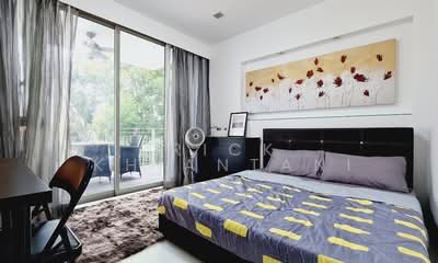 For Rent - Casa Merah