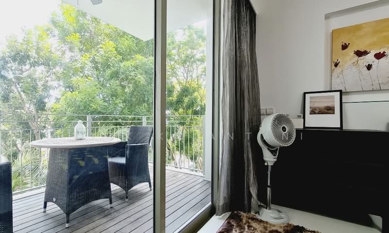 Casa Merah, 50 Tanah Merah Kechil Avenue, 1 Bedroom, 180 sqft, Condominium For Rent, by Rick Khiantani, 500102088 - Balcony - PropertyGuru.com.sg