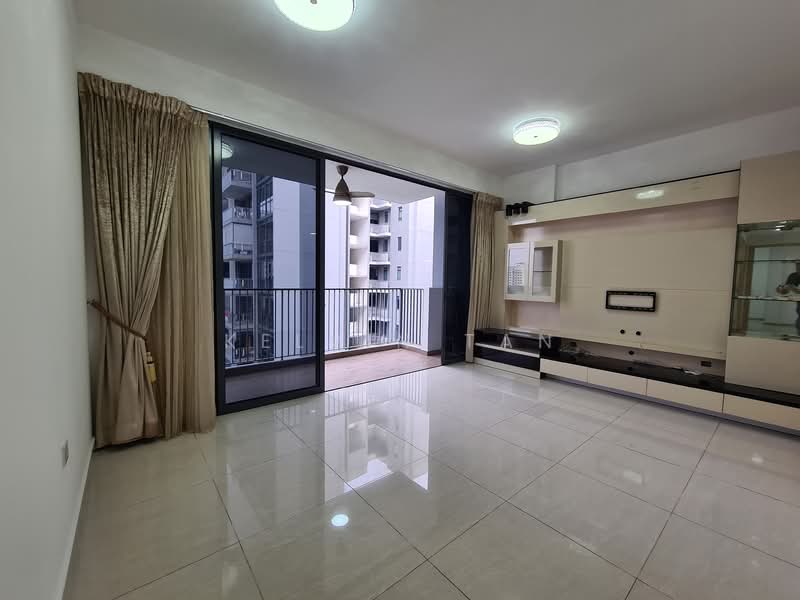 La Fiesta, Sengkang Square, 3 Bedrooms, 893 sqft, Condominium For Rent, by Kelvin Tan, 500102091 - Living Room - PropertyGuru.com.sg