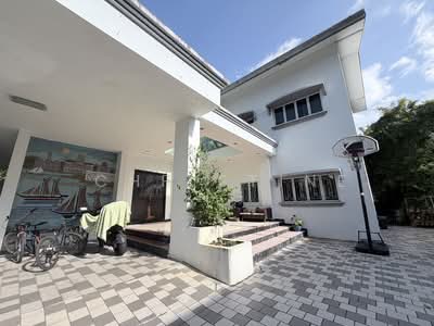 For Sale - Andrew Road/ Caldecott Hills