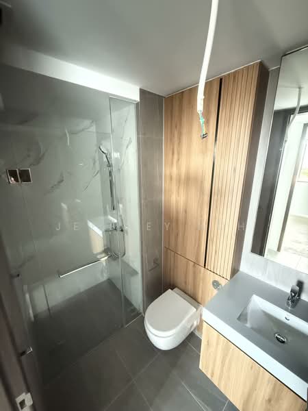 AMO Residence, 21 Ang Mo Kio Rise, 2 Bedrooms, 743 sqft, Condominium For Rent, by Jeffrey Koh, 500102098 - Bathroom - PropertyGuru.com.sg