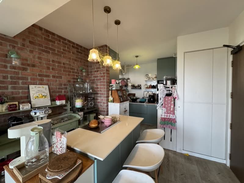 94 Dawson Road, 94 Dawson Road, 2 Bedrooms, 678 sqft, HDB Flat For Sale, by Roger Er, 500102099 - Kitchen - PropertyGuru.com.sg