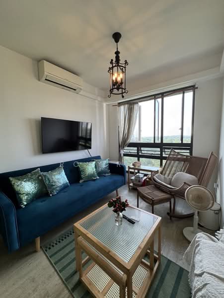 94 Dawson Road, 94 Dawson Road, 2 Bedrooms, 678 sqft, HDB Flat For Sale, by Roger Er, 500102099 - Living Room - PropertyGuru.com.sg