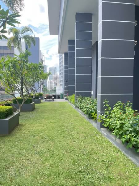 Cradels, 10 Lorong Limau, 2 Bedrooms, 678 sqft, Condominium For Sale, by Estee Liu 劉俐蘡, 500102101 - Exterior - PropertyGuru.com.sg