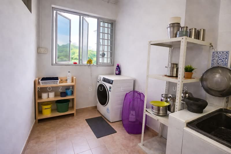 617 Woodlands Avenue 4, 617 Woodlands Avenue 4, 3 Bedrooms, 1,022 sqft, HDB Flat For Rent, by Roza Sure Bagus, 500102103 - Interior - PropertyGuru.com.sg