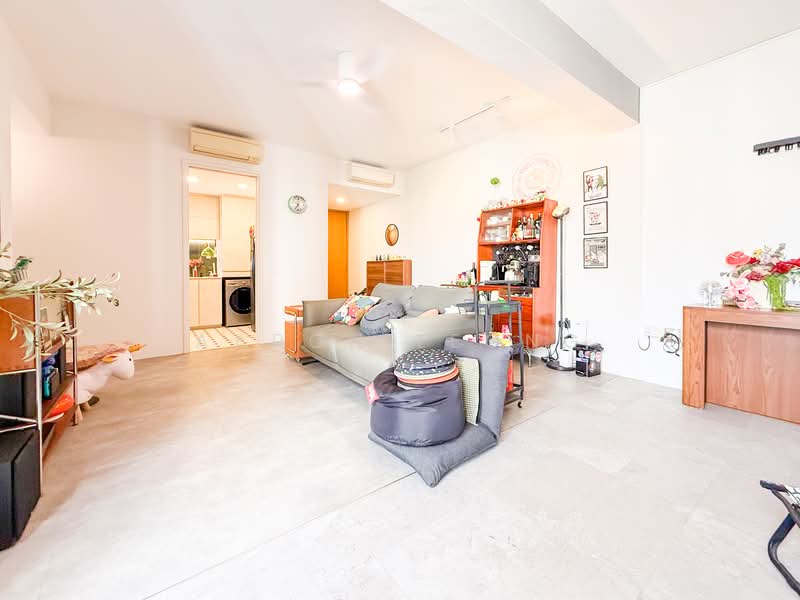 Bartley Ridge, 44 Mount Vernon Road, 2 Bedrooms, 850 sqft, Condominium For Sale, by Aaron Leong, 500102137 - Living Room - PropertyGuru.com.sg