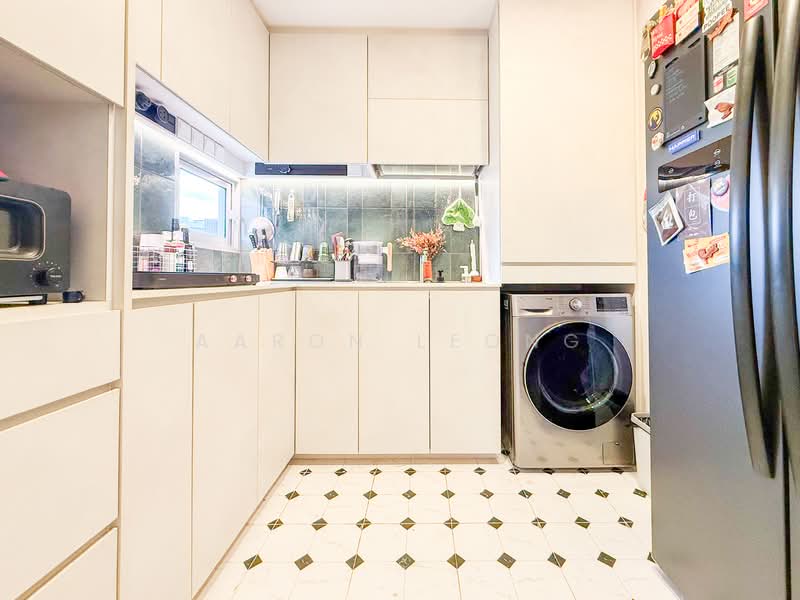 Bartley Ridge, 44 Mount Vernon Road, 2 Bedrooms, 850 sqft, Condominium For Sale, by Aaron Leong, 500102137 - Kitchen - PropertyGuru.com.sg