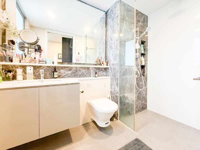 Bartley Ridge, 44 Mount Vernon Road, 2 Bedrooms, 850 sqft, Condominium For Sale, by Aaron Leong, 500102137 - Bathroom - PropertyGuru.com.sg