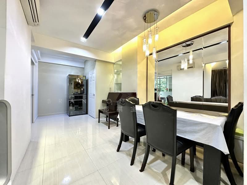 Clydeswood, 2 Daisy Road, 3 Bedrooms, 1,248 sqft, Condominium For Sale, by Brandon Zheng 郑祺宝, 500102139 - Dining Room - PropertyGuru.com.sg