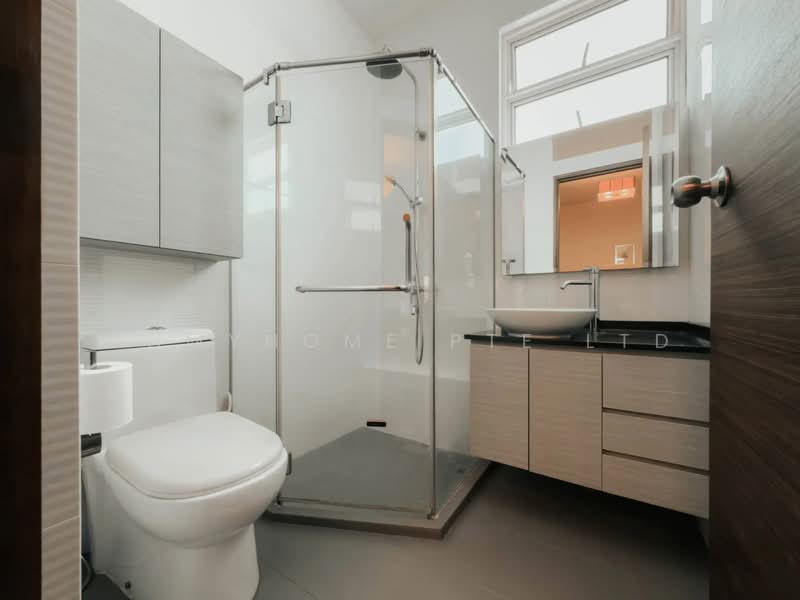 FH near Yishun and katib mrt inter terrace, 2 storey no extension stay, Platina road / Jalan Mata Ayer / Sembawang road / Yishun / Katib MRT, 3 Bedrooms, 2,262 sqft, Terraced House For Sale, by EVON NG, 500102141 - Bathroom - PropertyGuru.com.sg