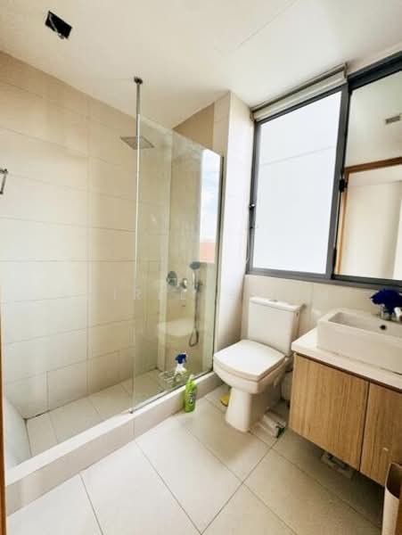 Beacon Heights, 8 Mar Thoma Road, 3 Bedrooms, 893 sqft, Condominium For Sale, by Shirlene Sim, 500102154 - Bathroom - PropertyGuru.com.sg