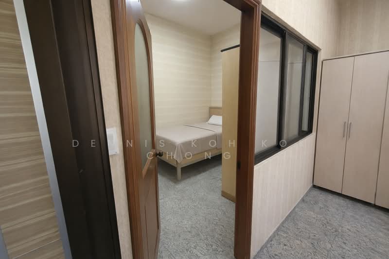 2B Whampoa Drive, Singapore 327713, Whampoa Drive, 3 Bedrooms, 1,033 sqft, Walk-up Apartment For Sale, by Dennis Koh Kok Chong, 500102156 - Bedroom - PropertyGuru.com.sg