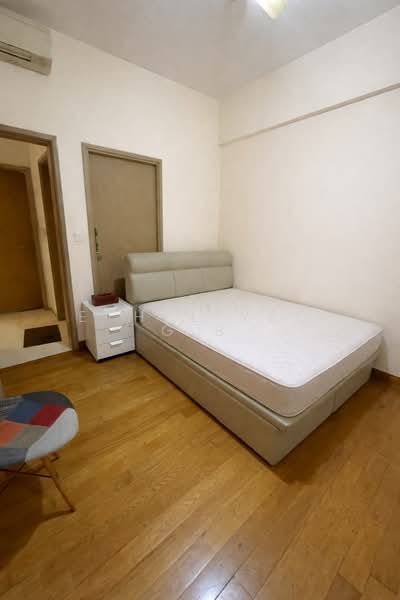 Tanglin Regency, 381 Tanglin Road, 3 Bedrooms, 1,109 sqft, Condominium For Rent, by Ethel Yeo G.B, 500102162 - Bedroom - PropertyGuru.com.sg