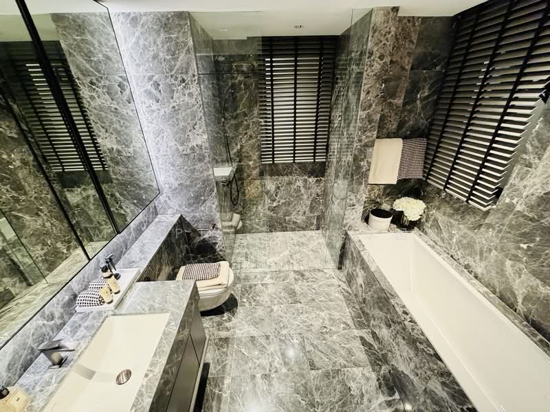 MEYER BLUE, 83 Meyer Road, 5 Bedrooms, 1,905 sqft, Condominium For Sale, by Murphy Lee 李国聪, 500102167 - Bathroom - PropertyGuru.com.sg