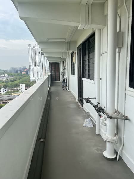 81 Commonwealth Close, 81 Commonwealth Close, 2 Bedrooms, 646 sqft, HDB Flat For Rent, by James Chang, 500102183 - Corridor - PropertyGuru.com.sg