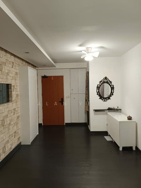 335A Yishun Riverwalk, 335A Yishun Street 31, 3 Bedrooms, 990 sqft, HDB Flat For Rent, by Alan Yeo, 500102191 - Entrance - PropertyGuru.com.sg