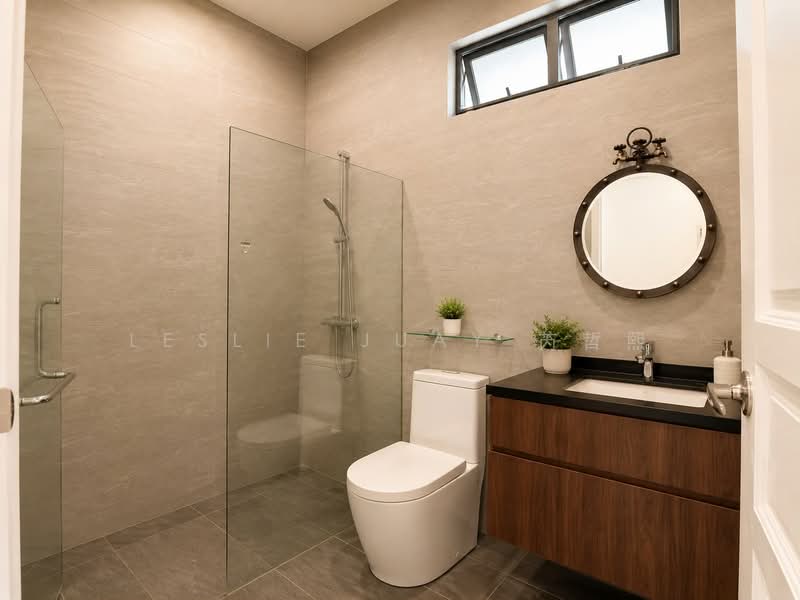 ⭐️⭐️LANDED7772@ Renovated 2sty Corner Terrace walk to NEX Mall, Hougang / Punggol / Sengkang, 4 Bedrooms, 2,500 sqft, Corner Terrace For Sale, by Leslie Juay 芮哲熙, 500102197 - Bathroom - PropertyGuru.com.sg