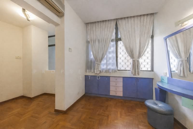 Lakepoint Condo, 2 Lakepoint Drive, 3 Bedrooms, 2,217 sqft, Condominium For Sale, by Warren Chan, 500102210 - Interior - PropertyGuru.com.sg