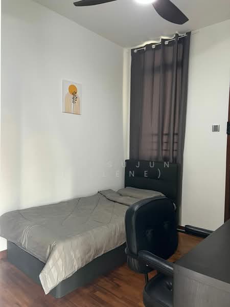 The Lakeshore, 29 Jurong West Street 41, Room Rental, 100 sqft, Condominium For Rent, by Sim Sujun (Jelene), 500102212 - Bedroom - PropertyGuru.com.sg