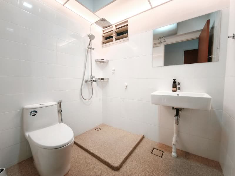 107B Canberra Street, 107B Canberra Street, Room Rental, 150 sqft, HDB Flat For Rent, by Li Zhen Tan, 500102216 - Bathroom - PropertyGuru.com.sg