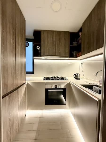 Forest Woods, Lorong Lew Lian, 3 Bedrooms, 926 sqft, Condominium For Sale, by Charissa Yong, 500102223 - Kitchen - PropertyGuru.com.sg