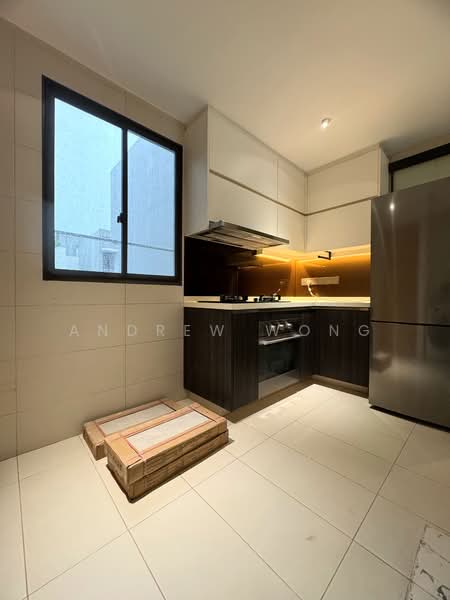 Meadows @ Peirce, 626 Upper Thomson Road, 3 Bedrooms, 2,239 sqft, Condominium For Rent, by Andrew Wong, 500102234 - Kitchen - PropertyGuru.com.sg