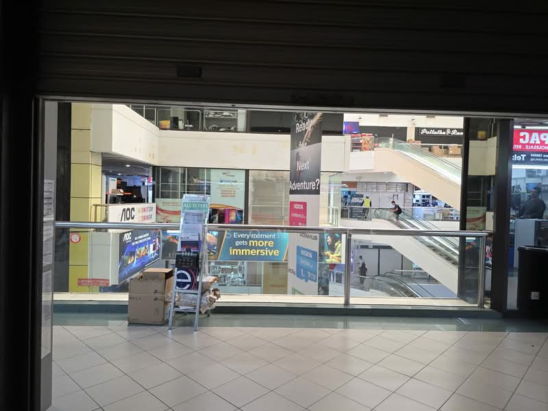 Sim Lim Square, 1 Rochor Canal Road, 334 sqft, Other Retail For Sale, by Alison Lee, 500102236 - Interior - CommercialGuru.com.sg