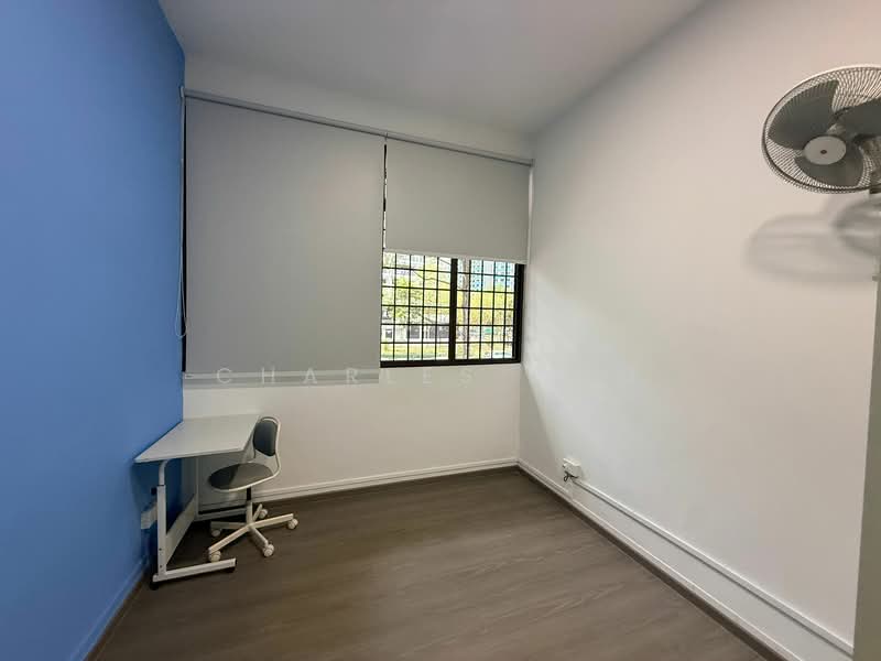 Choa Chu Kang Avenue 1, Hong San Walk / Choa Chu Kang Way, Room Rental, 100 sqft, Semi-Detached House For Rent, by Charles Ong, 500102240 - Study - PropertyGuru.com.sg