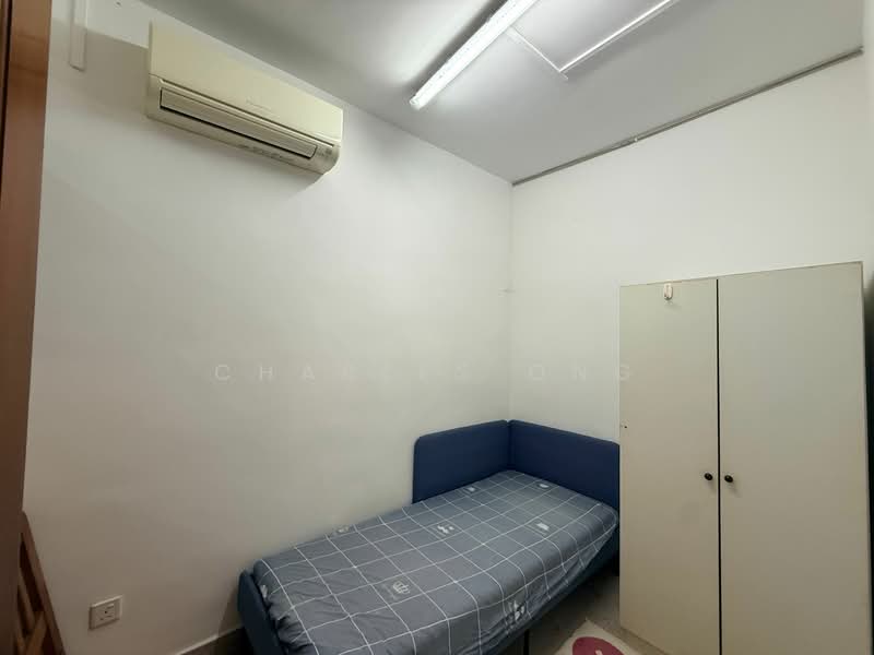Choa Chu Kang Avenue 1, Hong San Walk / Choa Chu Kang Way, Room Rental, 100 sqft, Semi-Detached House For Rent, by Charles Ong, 500102240 - Bedroom - PropertyGuru.com.sg