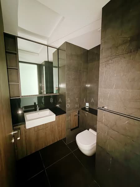 The M, 32 Middle Road, Studio, 409 sqft, Condominium For Rent, by Sebastian Koh, 500102255 - Bathroom - PropertyGuru.com.sg