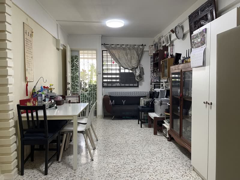 69 Bedok South Avenue 3, 69 Bedok South Avenue 3, 2 Bedrooms, 721 sqft, HDB Flat For Sale, by Tammy Ho, 500102274 - Living Room - PropertyGuru.com.sg