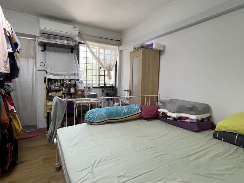 69 Bedok South Avenue 3, 69 Bedok South Avenue 3, 2 Bedrooms, 721 sqft, HDB Flat For Sale, by Tammy Ho, 500102274 - Bedroom - PropertyGuru.com.sg
