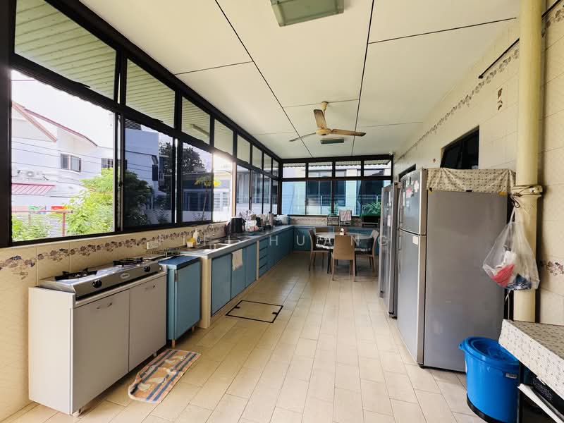 Toh Drive, , 5 Bedrooms, 3,500 sqft, Detached House For Rent, by Fifi Huang, 500102282 - Kitchen - PropertyGuru.com.sg