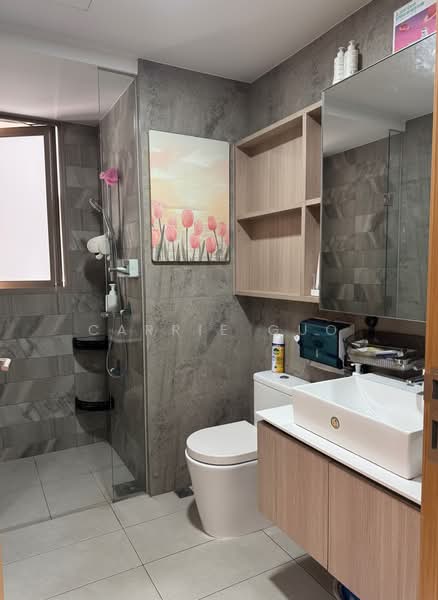 The Vales, 79 Anchorvale Crescent, 3 Bedrooms, 1,033 sqft, Condominium For Sale, by Carrie Guo, 500102289 - Bathroom - PropertyGuru.com.sg