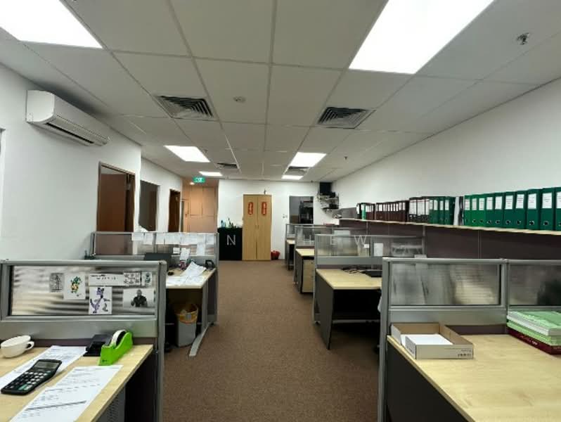 221 Henderson Road, Alexandra / Commonwealth, 1,647 sqft, Light Industrial (B1) For Sale, by Ben Chew, 500102305 - Interior - CommercialGuru.com.sg
