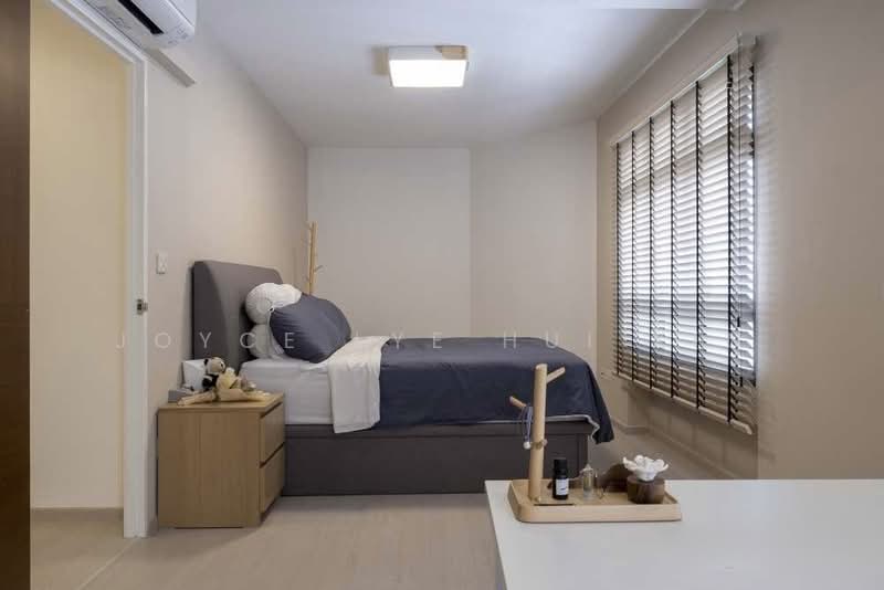 75B Redhill Road, 75B Redhill Road, 3 Bedrooms, 1,076 sqft, HDB Flat For Sale, by Joyce Lye Hui Xin, 500102314 - Bedroom - PropertyGuru.com.sg