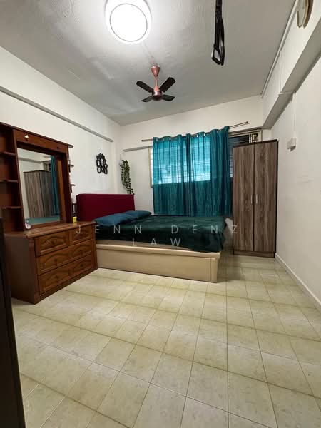 206 Tampines Street 21, 206 Tampines Street 21, 2 Bedrooms, 850 sqft, HDB Flat For Sale, by Jenn Denz Law, 500102315 - Bedroom - PropertyGuru.com.sg